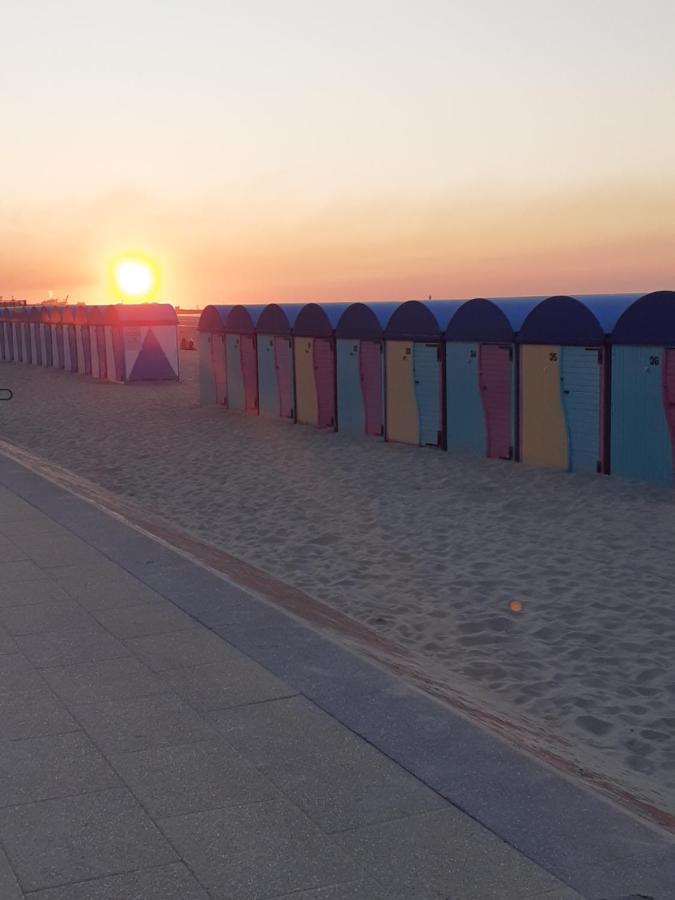 Appartement Avec Vue Superbe Sur La Mer Dunkirk Exterior foto